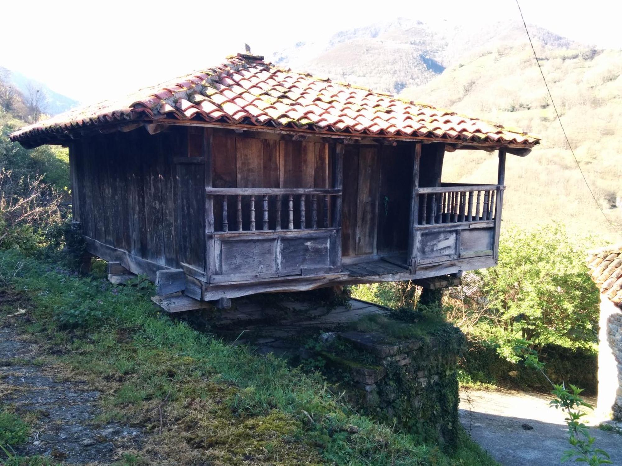 Villar de Vildas Casa La Parraヴィラ エクステリア 写真